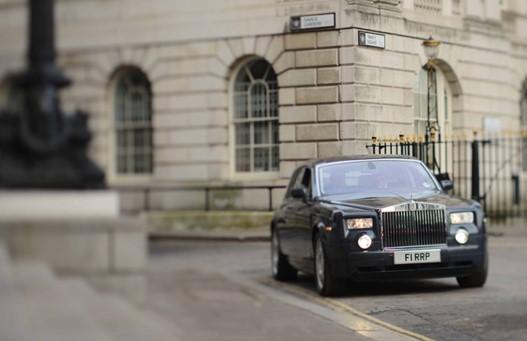 Luxury Car - Rolls Royce Phantom